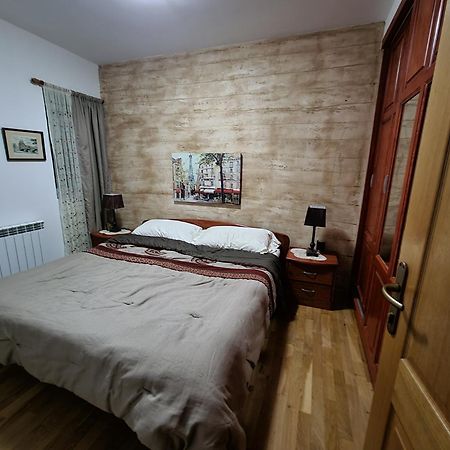 Villa Diana Apartments Skopje Room photo
